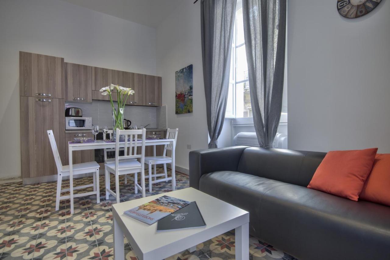 Borgo Apartments 1 & 2 Bedroom Self-Catering Units In Central Valeta Exterior foto