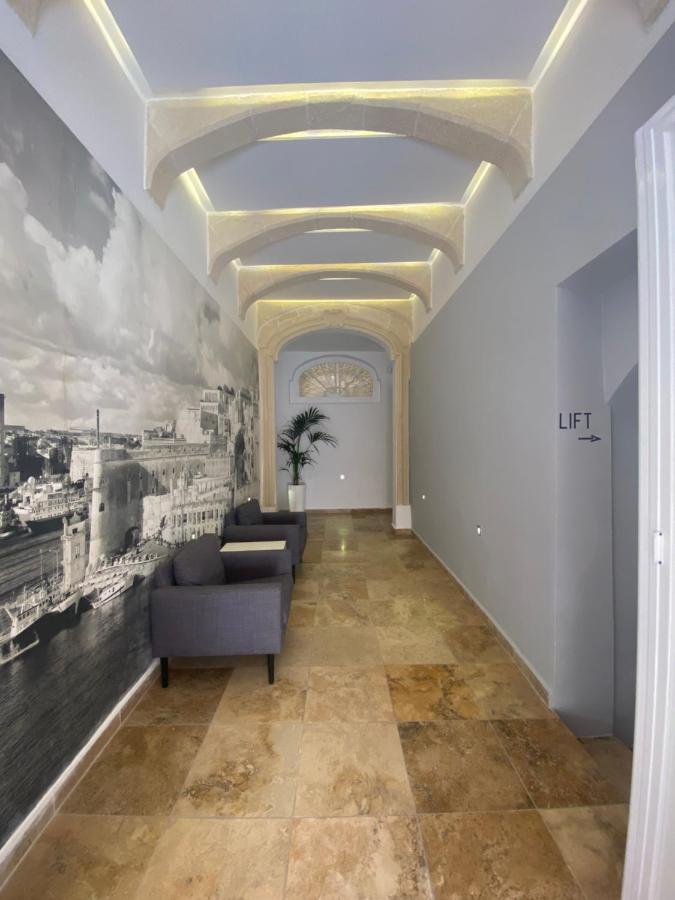 Borgo Apartments 1 & 2 Bedroom Self-Catering Units In Central Valeta Exterior foto