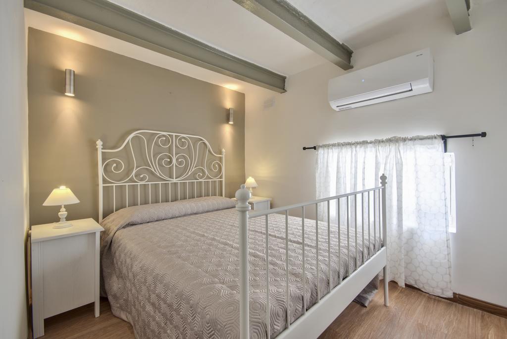Borgo Apartments 1 & 2 Bedroom Self-Catering Units In Central Valeta Exterior foto